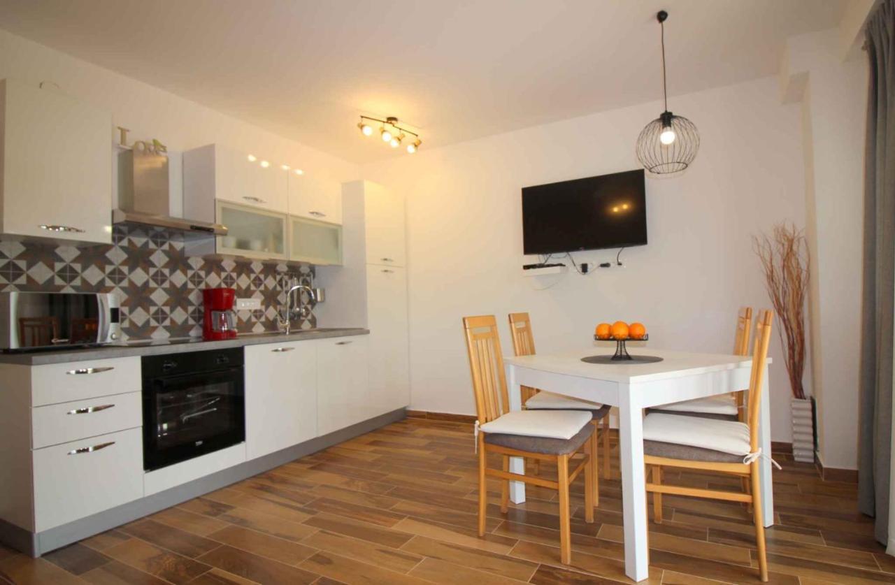 Apartments In Porec/Istrien 9923 מראה חיצוני תמונה